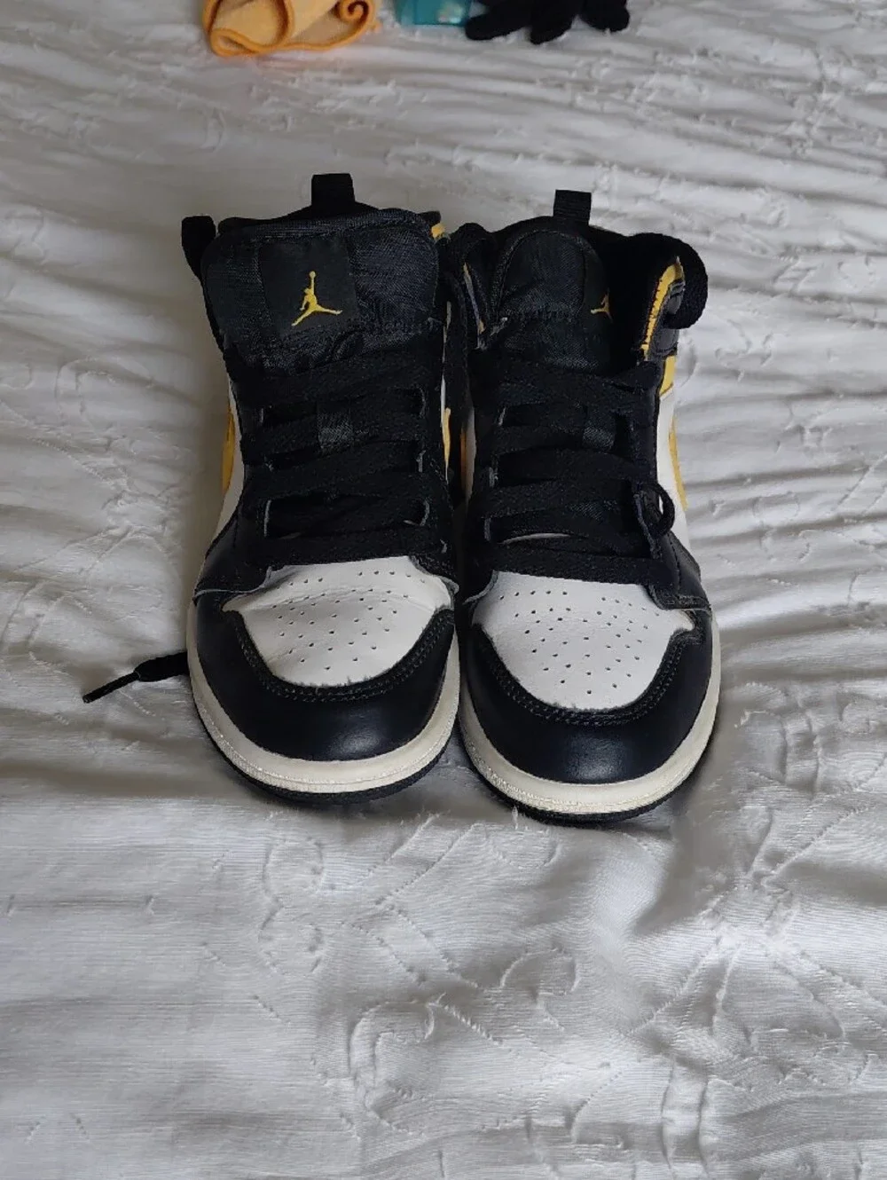 Nike Kids High-Top Sneakers in Black, White & Yellow