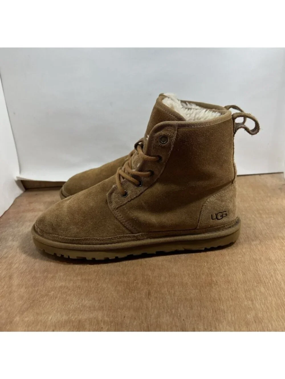 UGG please review