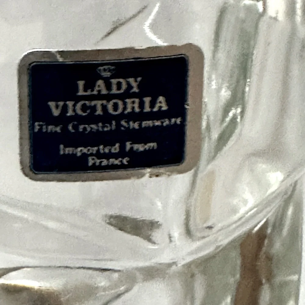 N/A lady victoria