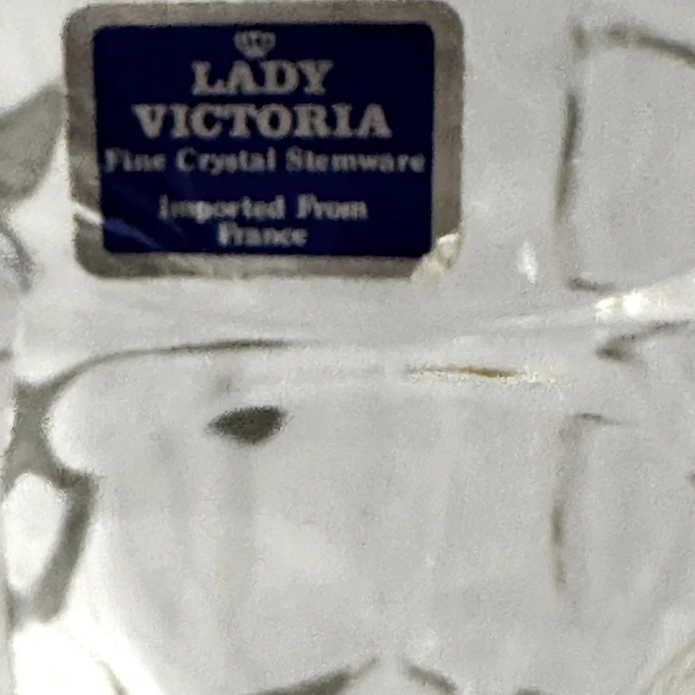 N/A lady victoria