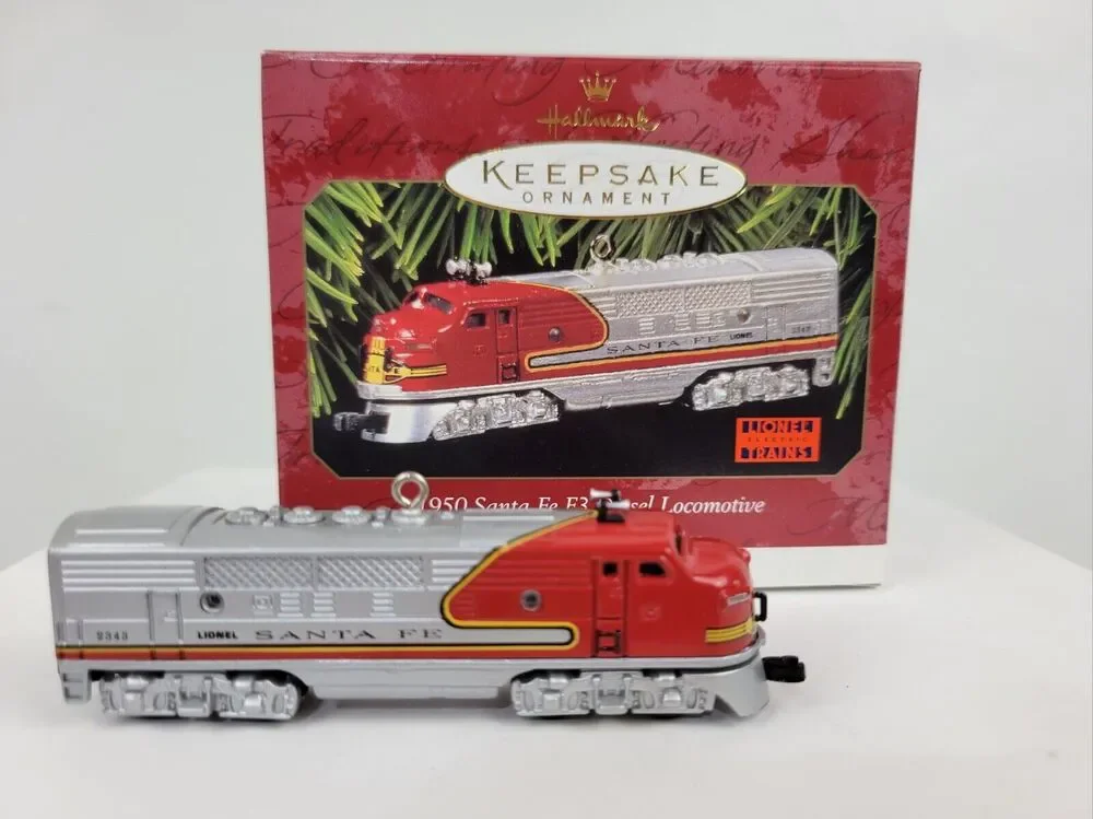 Hallmark Keepsake 1997: 1950 Santa Fe Diesel Locomotive Lionel Train Ornament