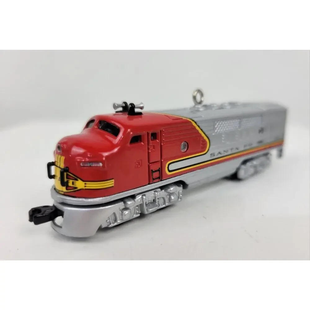 Hallmark Keepsake 1997: 1950 Santa Fe Diesel Locomotive Lionel Train Ornament