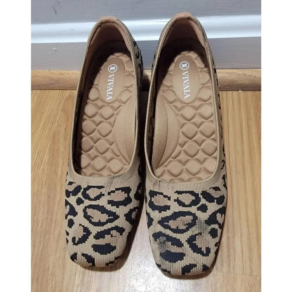 VIVIAN Margot Wedge Square Toe Pumps 8