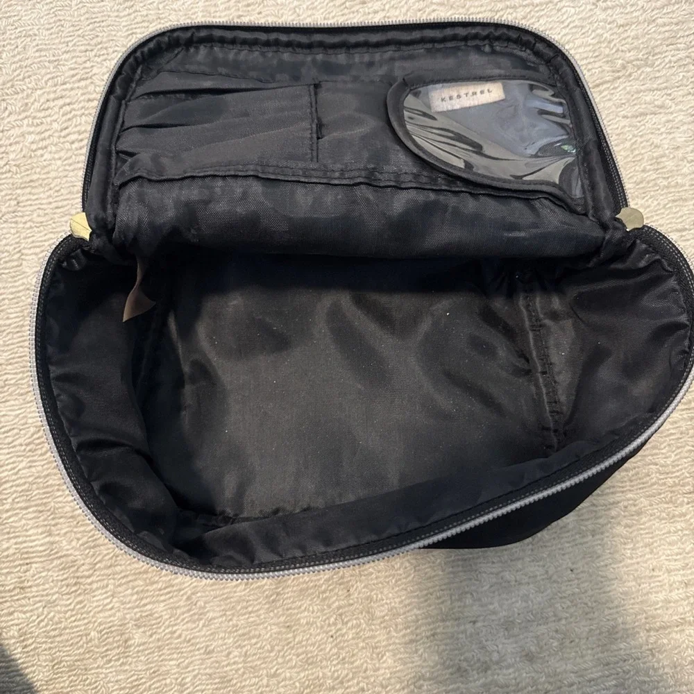 Kestrel Women Black Makeup Bag  Double Zipper - One Size- Brush slots- handle