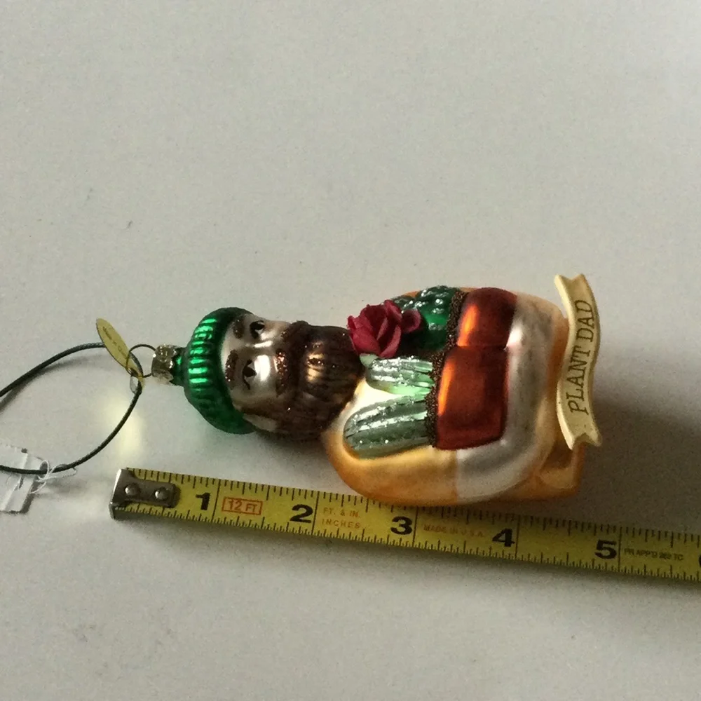 CODY FOSTER PLANT DAD GLASS CHRISTMAS ORNAMENT NEW IN BOX 5” x 2.5”