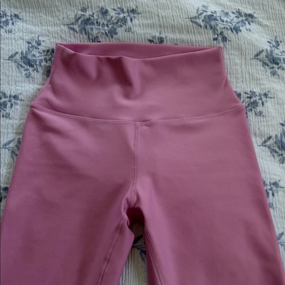 ALO Yoga worn twice size