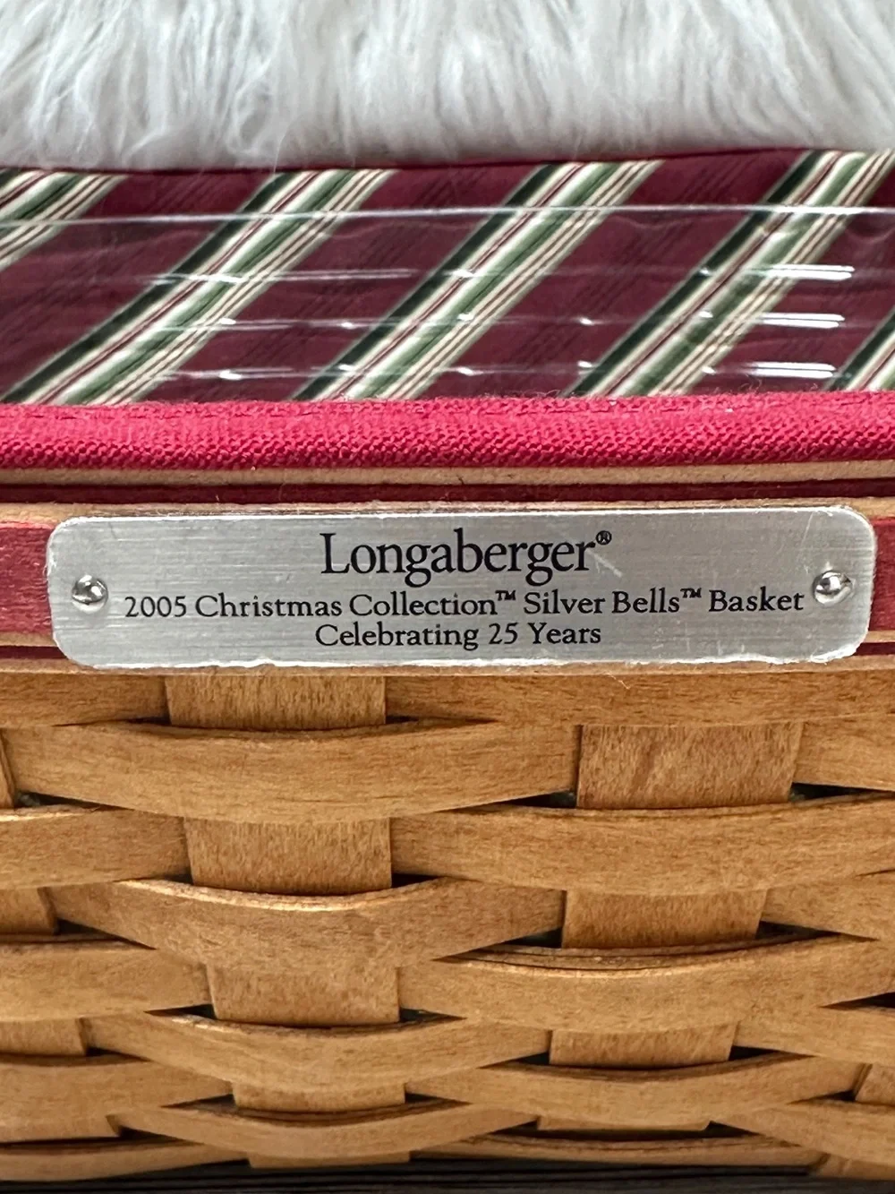 Longaberger includes fabric