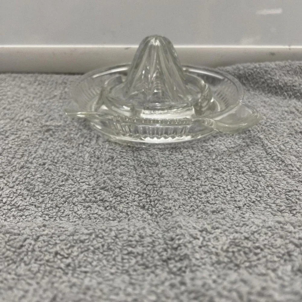 Vintage Clear Pressed Glass Citrus Juicer Reamer with Handle and Pour Spout