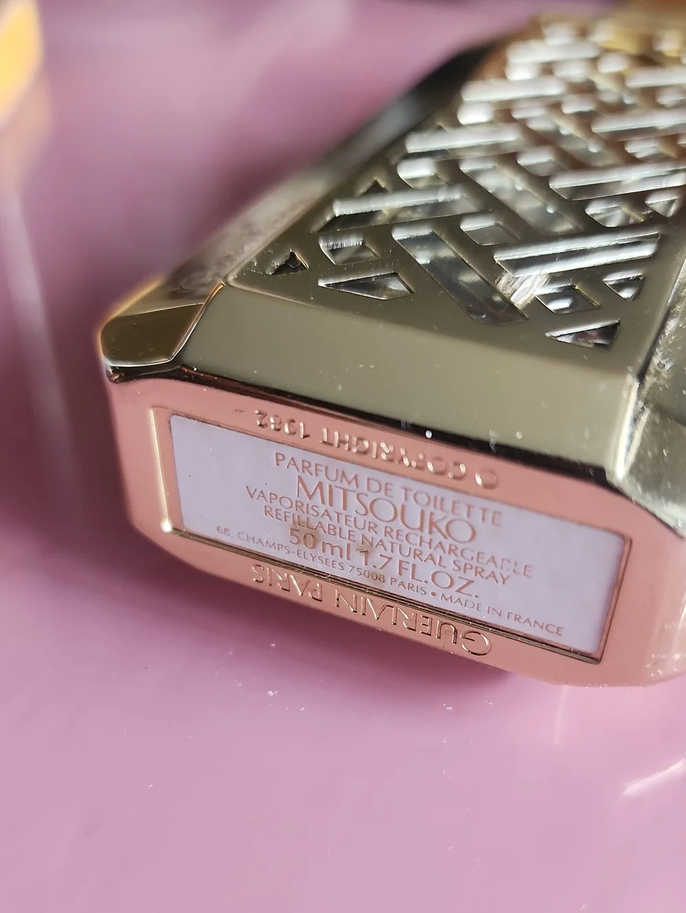GUERLAIN Mitsouko Bottle With Reliable 1982 Golden Holder