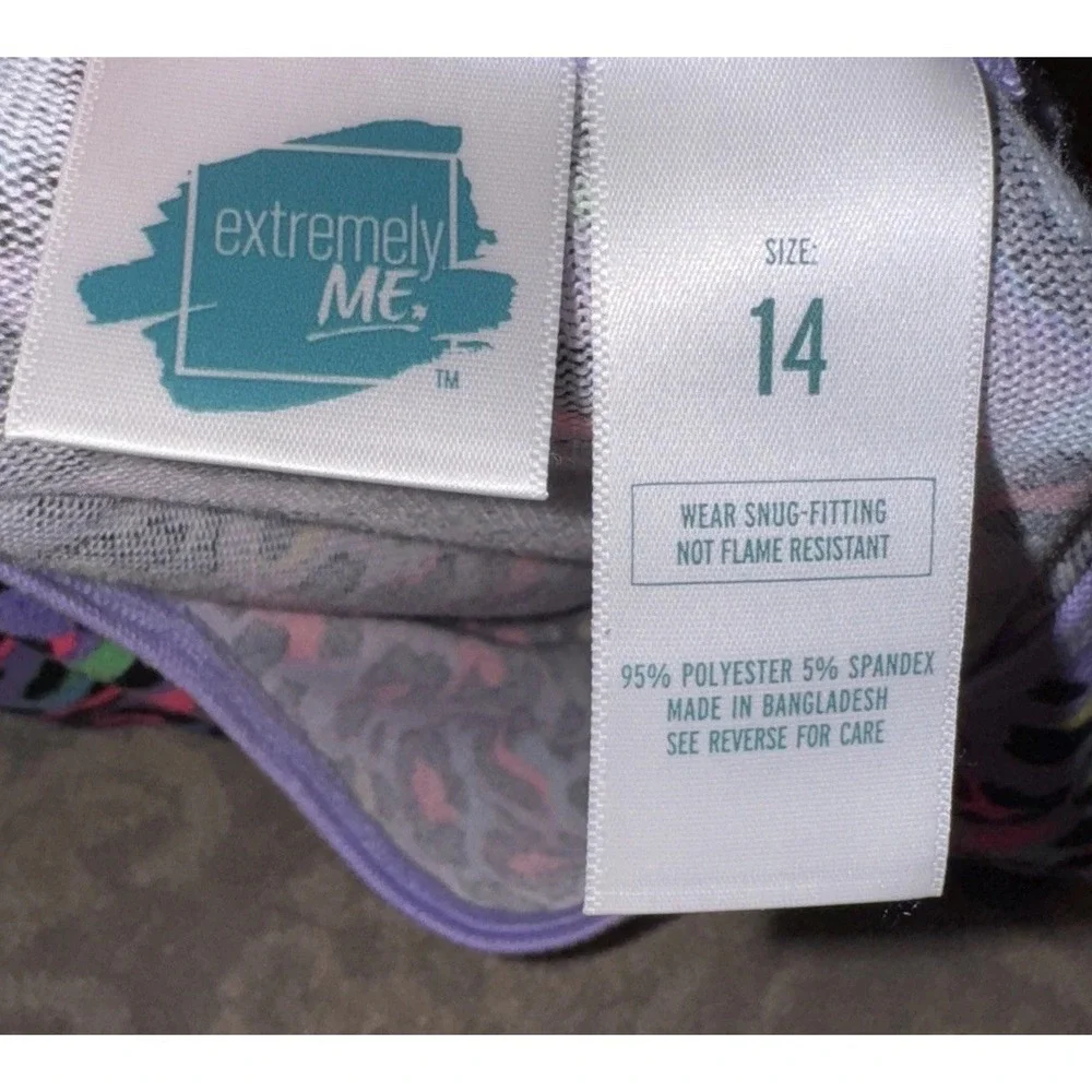 Extremely Me measurements 17