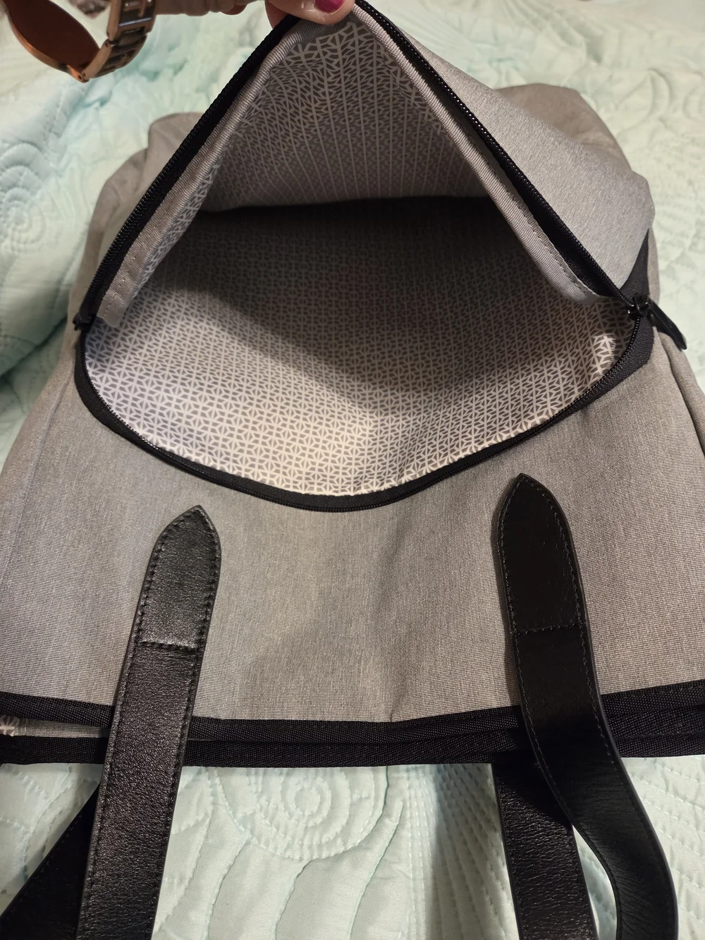 Never Used Knack Expandable Laptop Tote