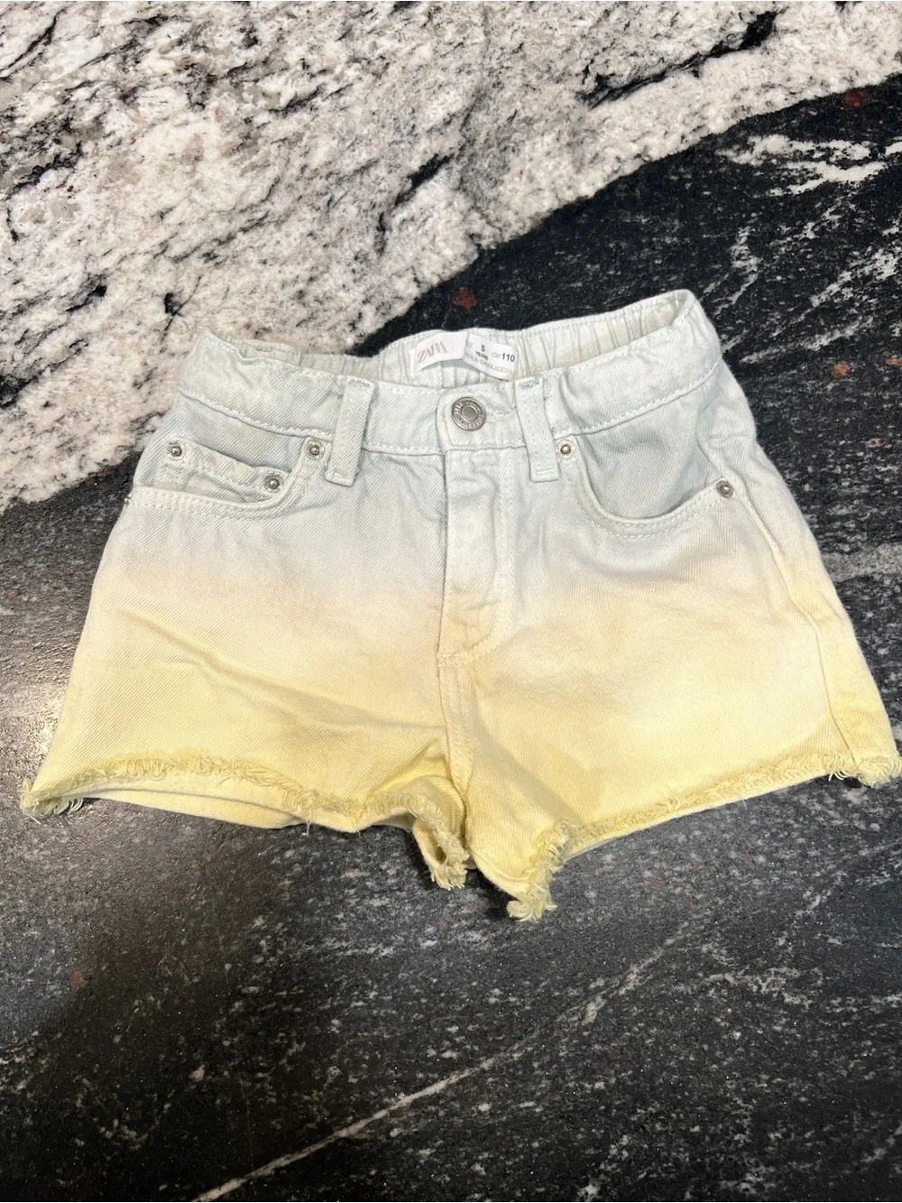 ZARA Girls Ombre Denim Frayed Shorts Size 5Y (110) Light Blue Yellow