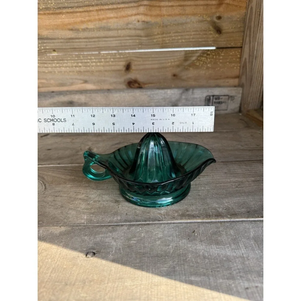 Unmarked vintage jeanette