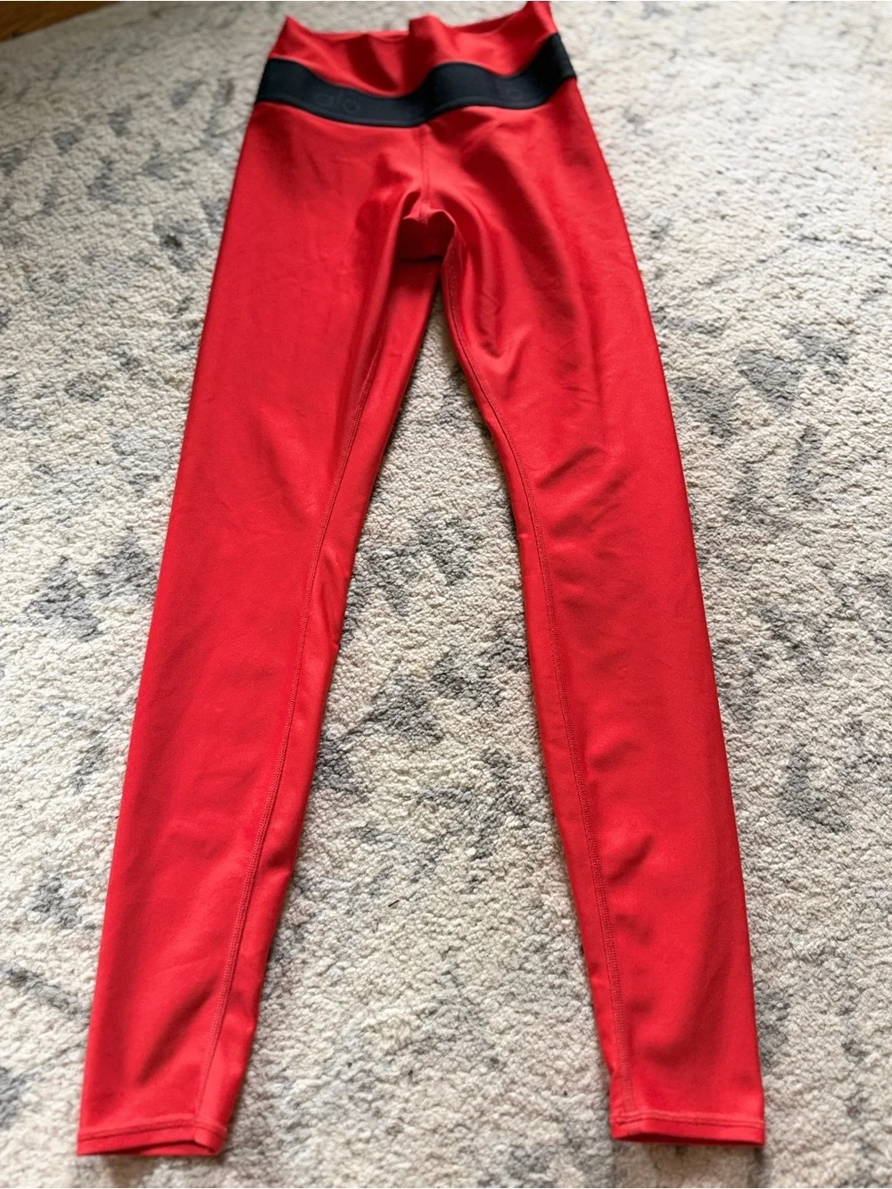 ALO Yoga cherry pop