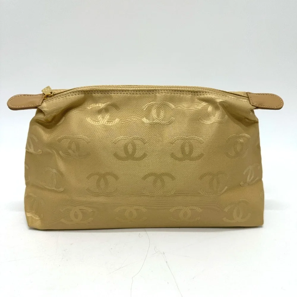 CHANEL Cream Tote Bag