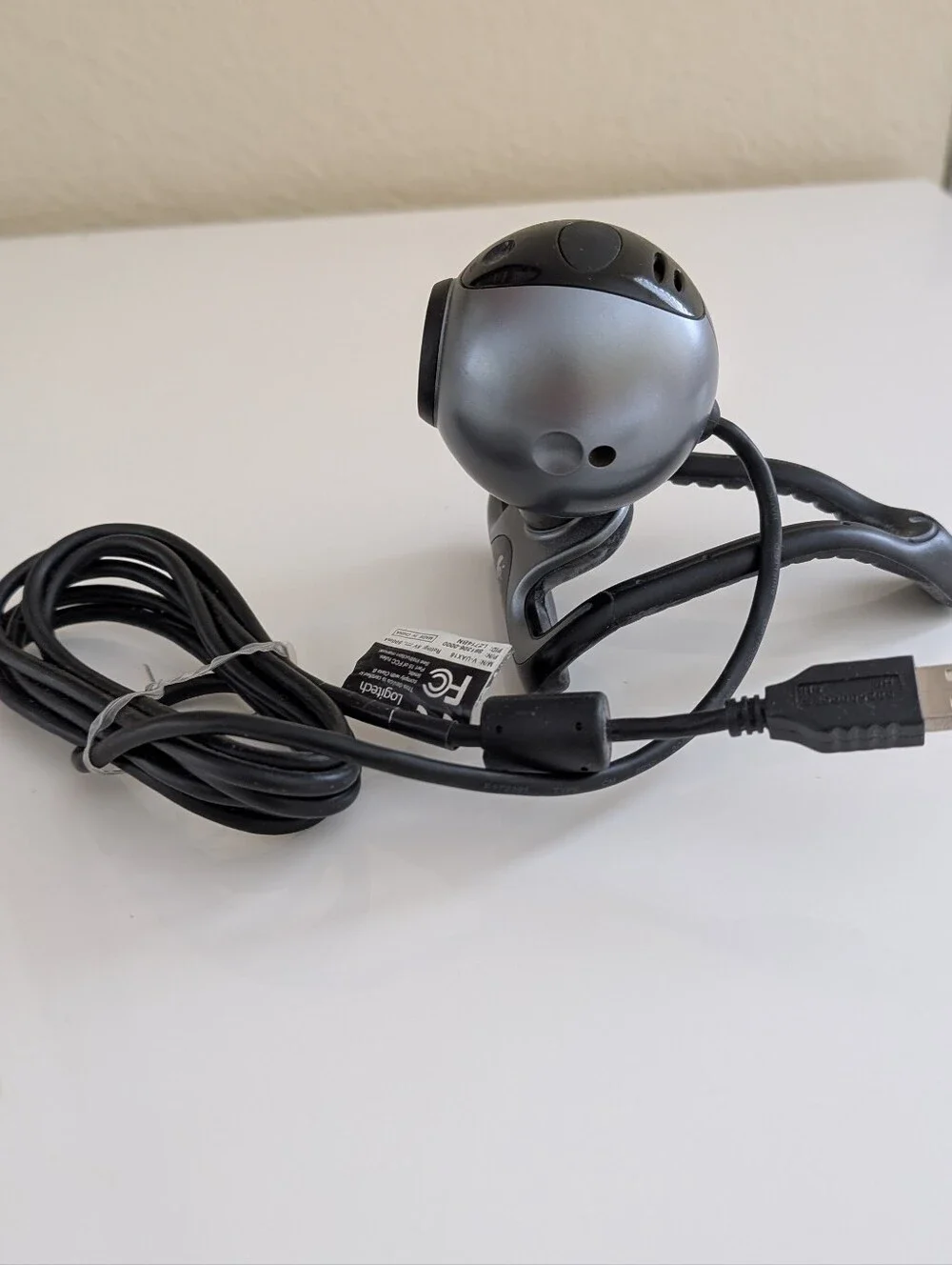 Logitech webcam centered