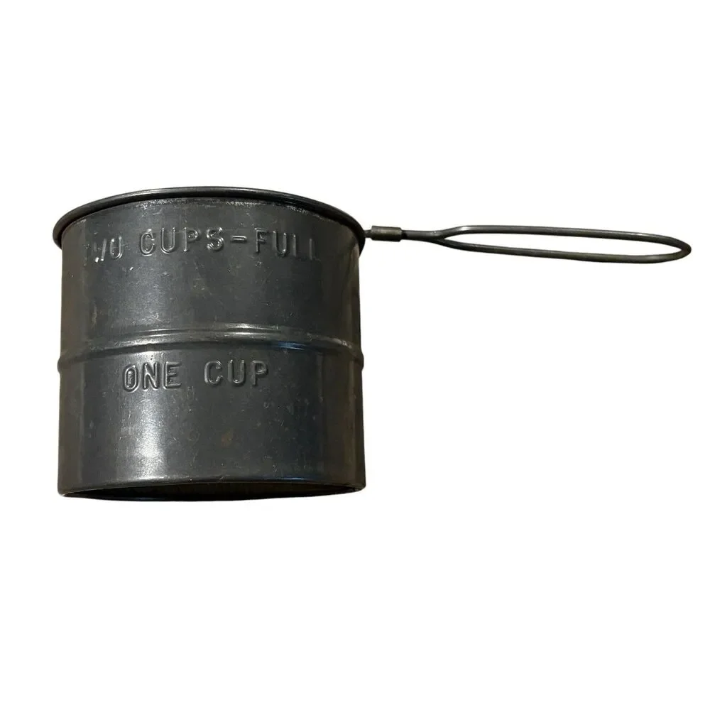 Vintage Metal 1 Cup / 2 Cup Flour Sifter Hand Crank Baking Kitchen