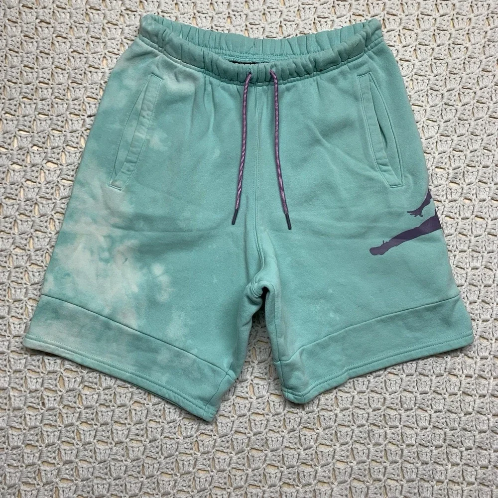 Jordan Nike Sweat Short Mens Sz S Green‎  Purple Jumpman Logo 8 inseam Pockets
