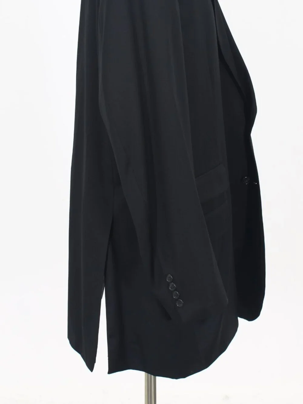 Bespoke 50L 44x32 Black Full Suit 2-Button Solid R933