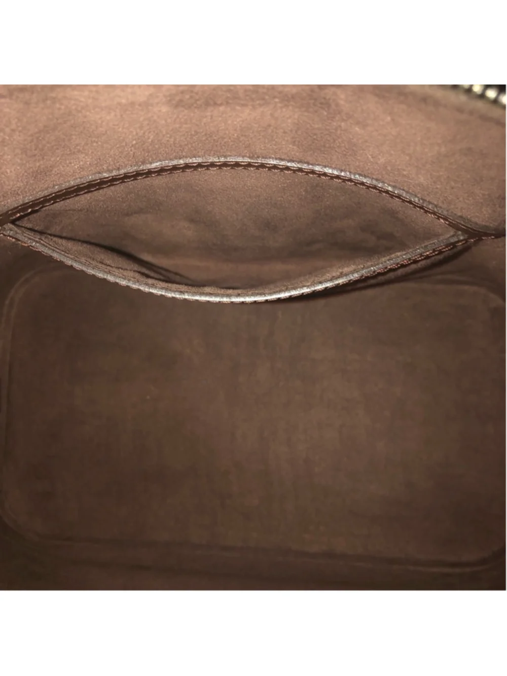 Louis Vuitton intellectual vertical 17