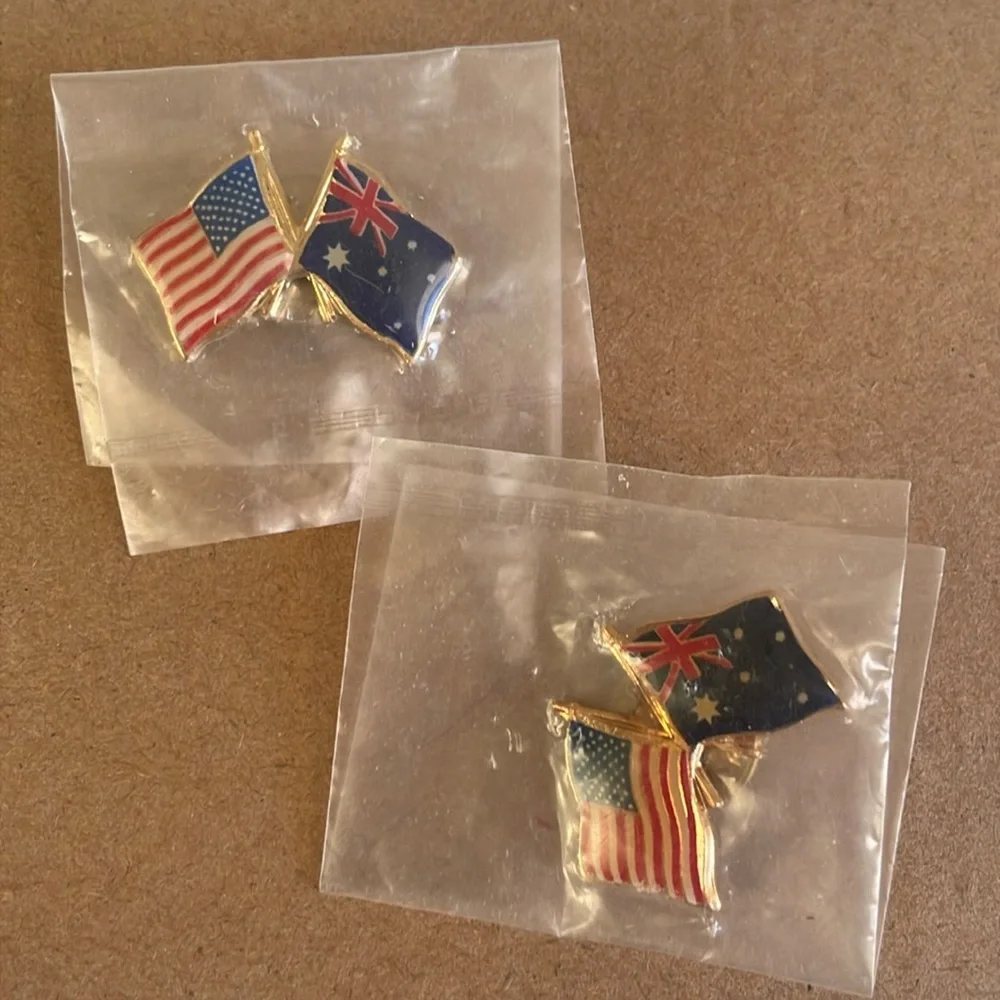 2 American‎ Australian Themed Flag Pins