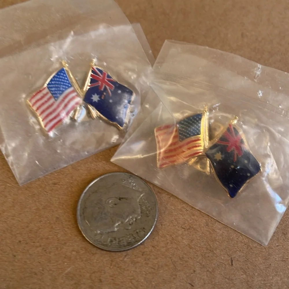 2 American‎ Australian Themed Flag Pins