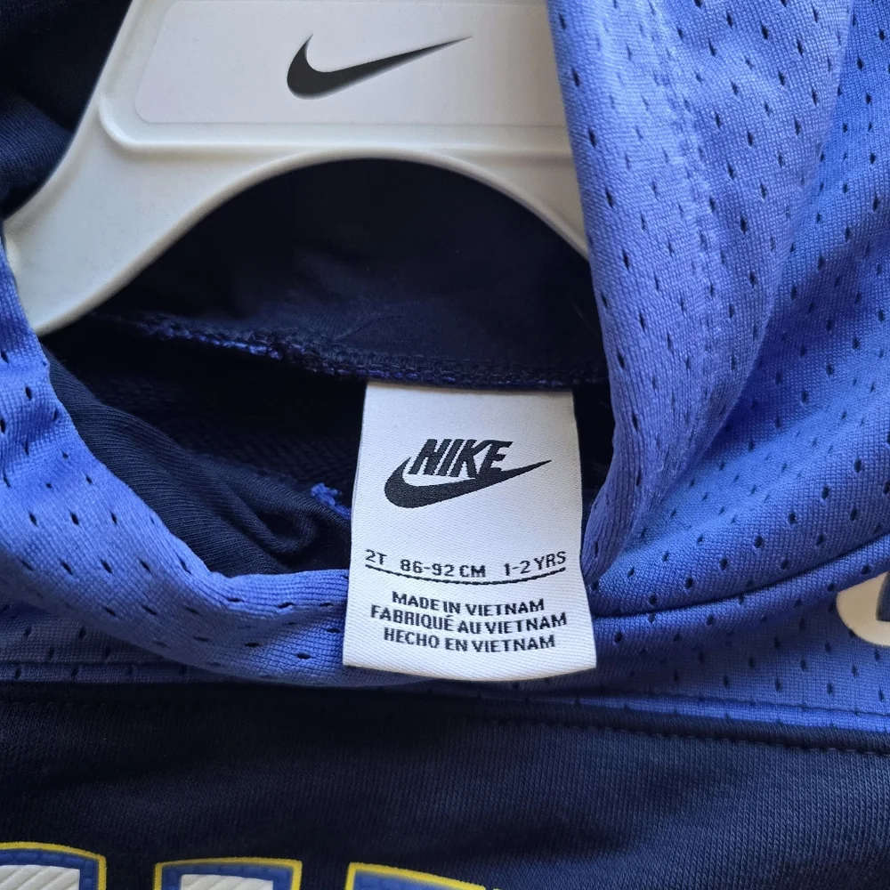 Nike new tags