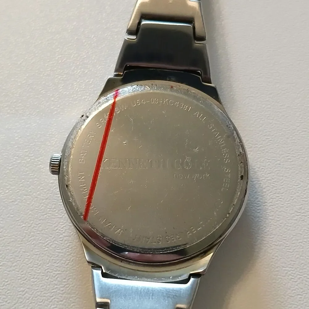 Kenneth Cole watch running