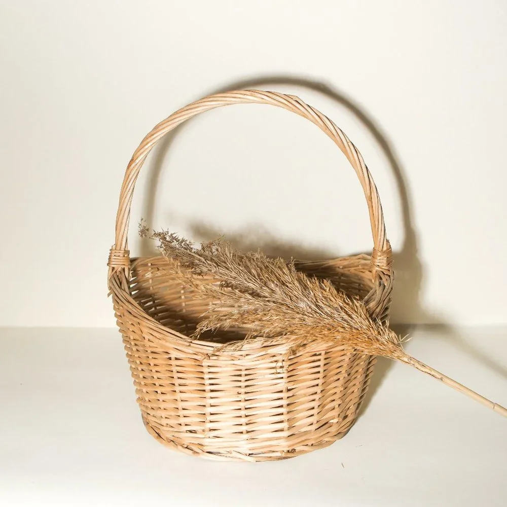 Cottagecore Picnic Basket w/Handle