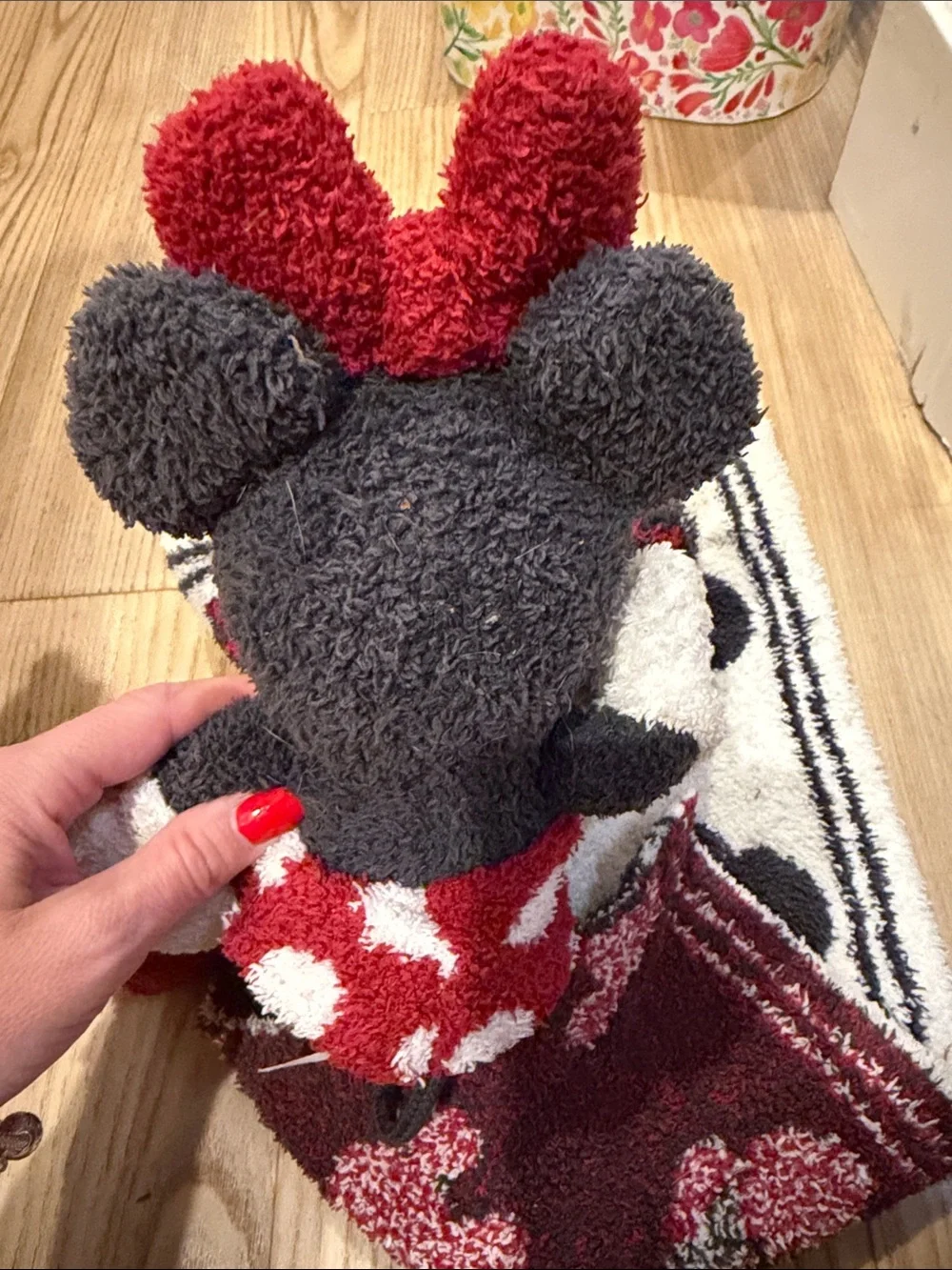 Barefoot Dream Cozy Chic Minnie Mouse Blanket Cuddle Lovey