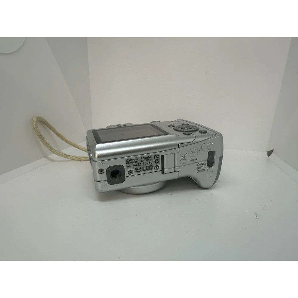 Canon powershot a550