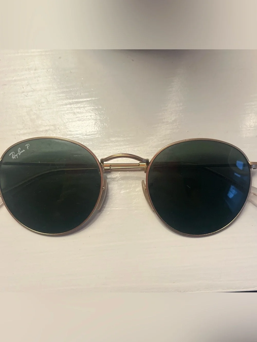 Ray-Ban Gold Frame Green Lens Round Sunglasses