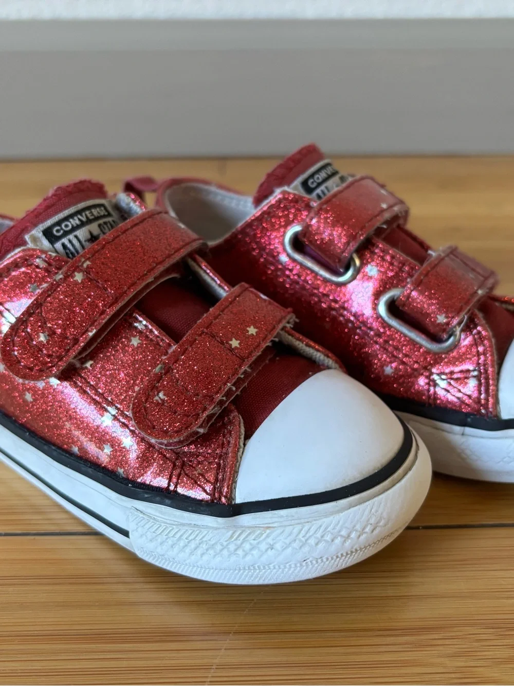 Converse sparkling burgundy