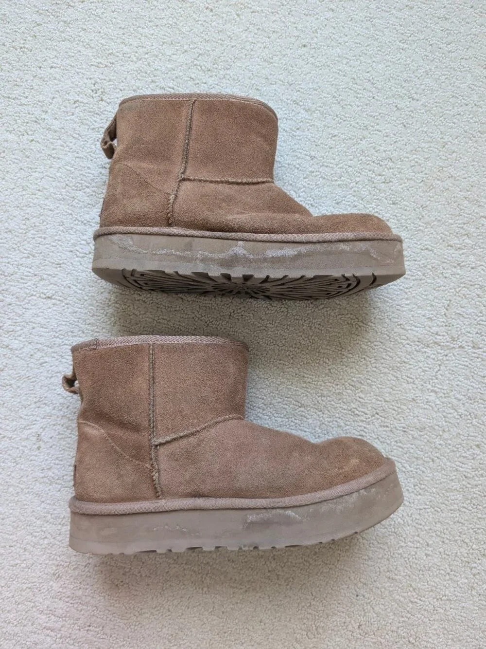 UGG kids classic