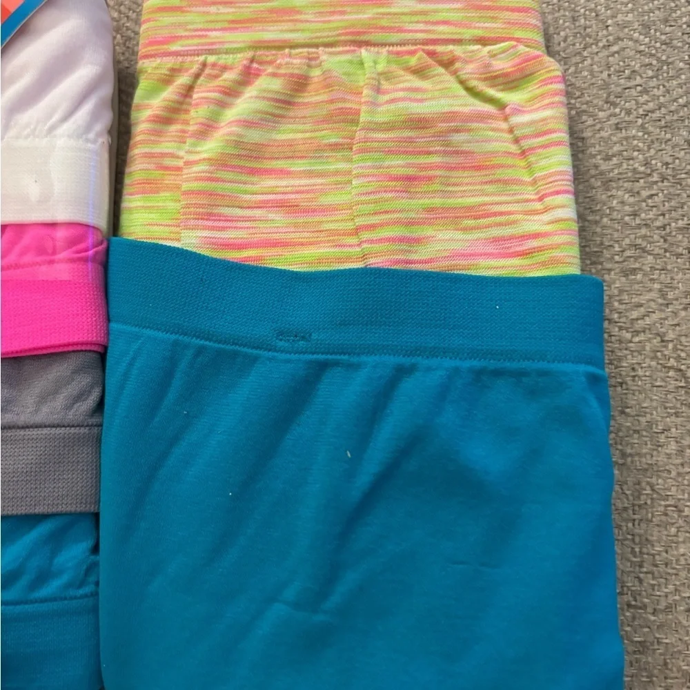 Fruit of the Loom Girls Underwear/ Panties Seamless Hipsters Sz 14/16 New