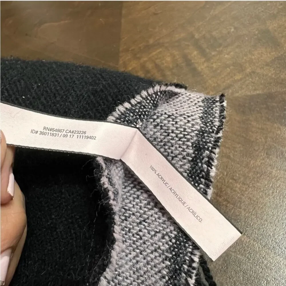 Victorias Secret wrap yourself