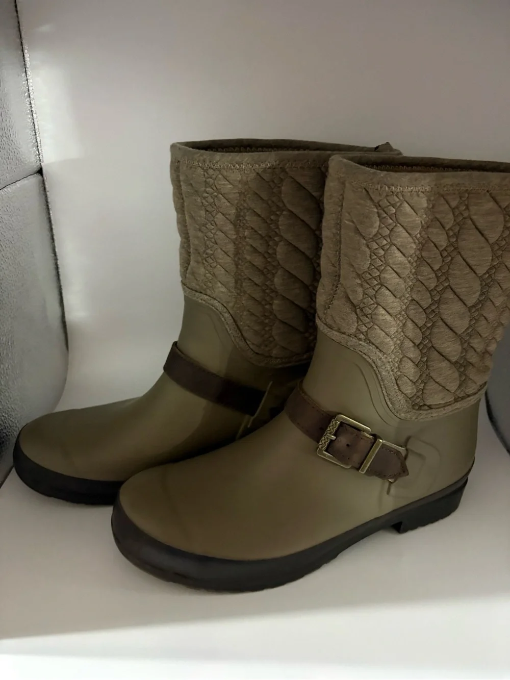 Sperry waterproof rubber