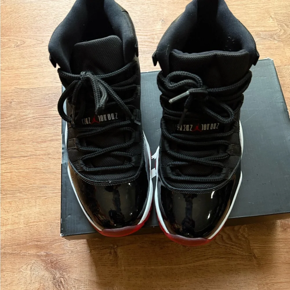 Jordan iconic jumpman