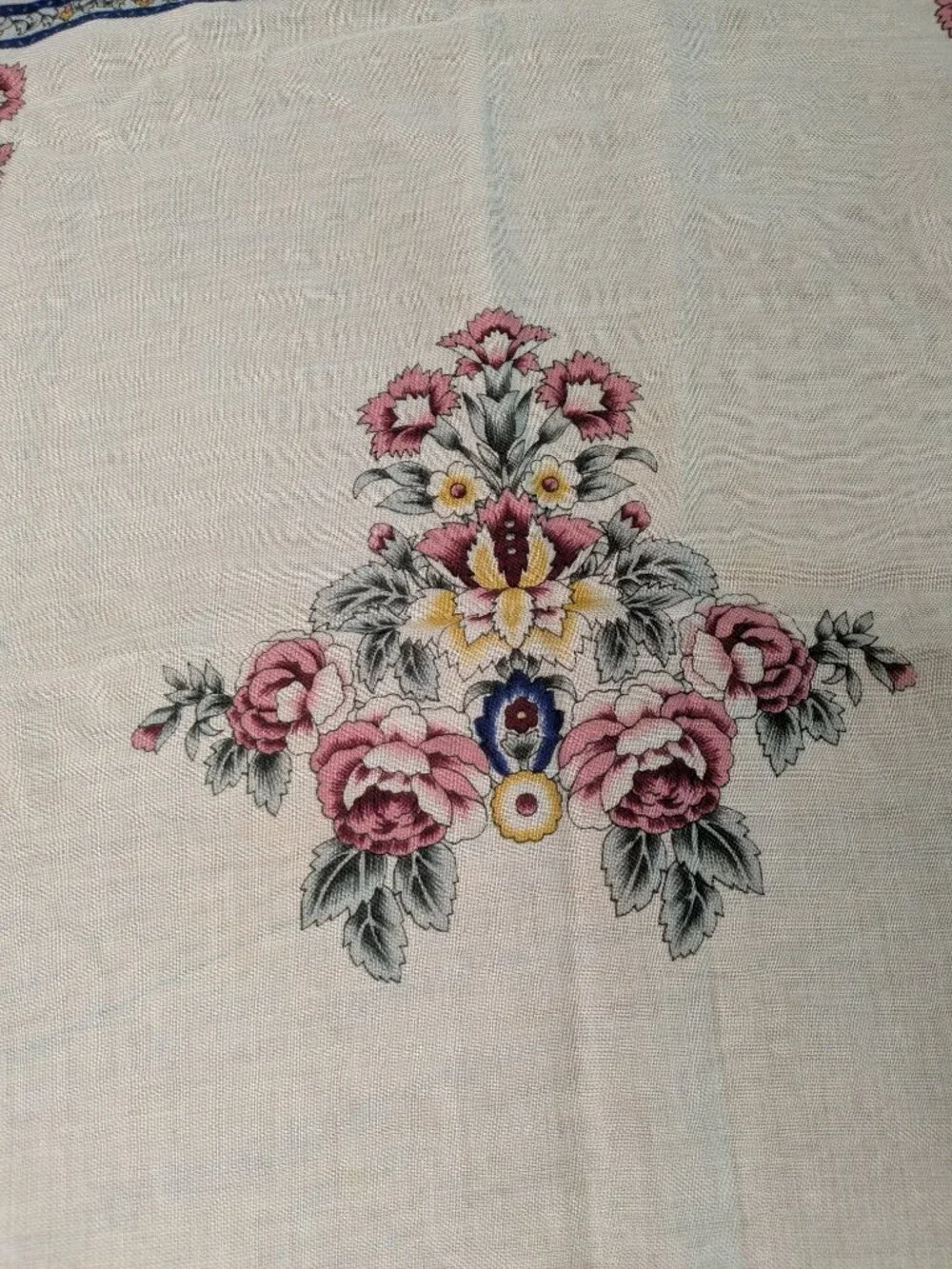 N/A hem frayed
