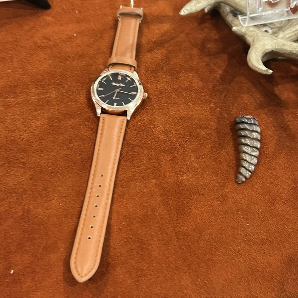 Vanity Fair elegant featuring strap