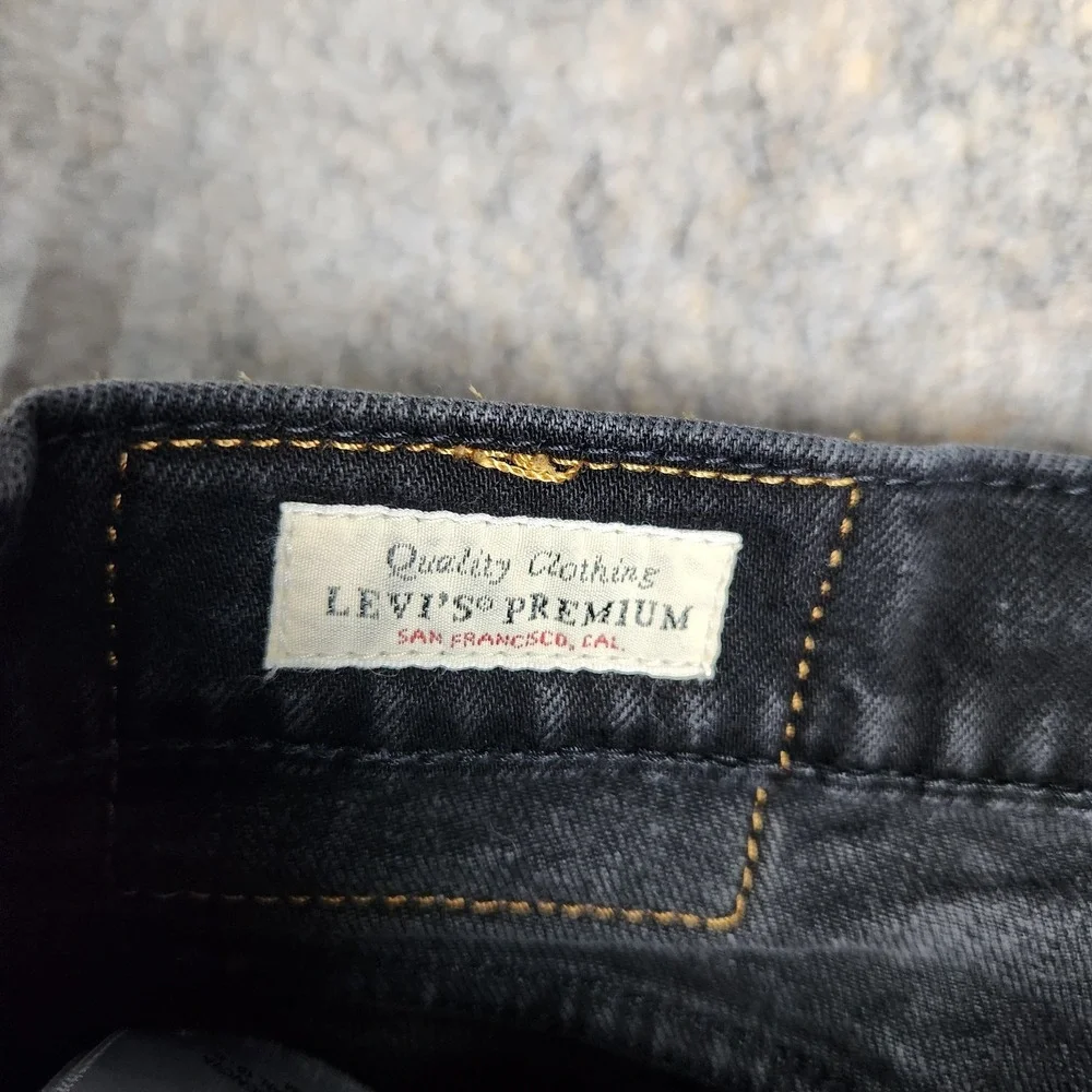 Levis found stains pair