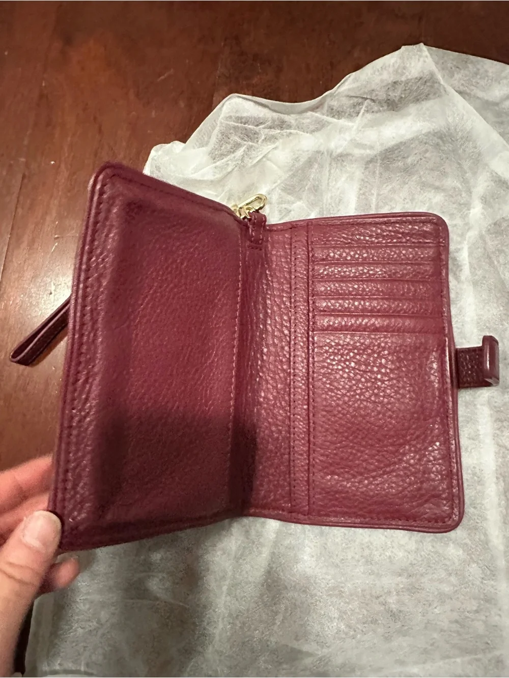Tory Burch compact pebbled