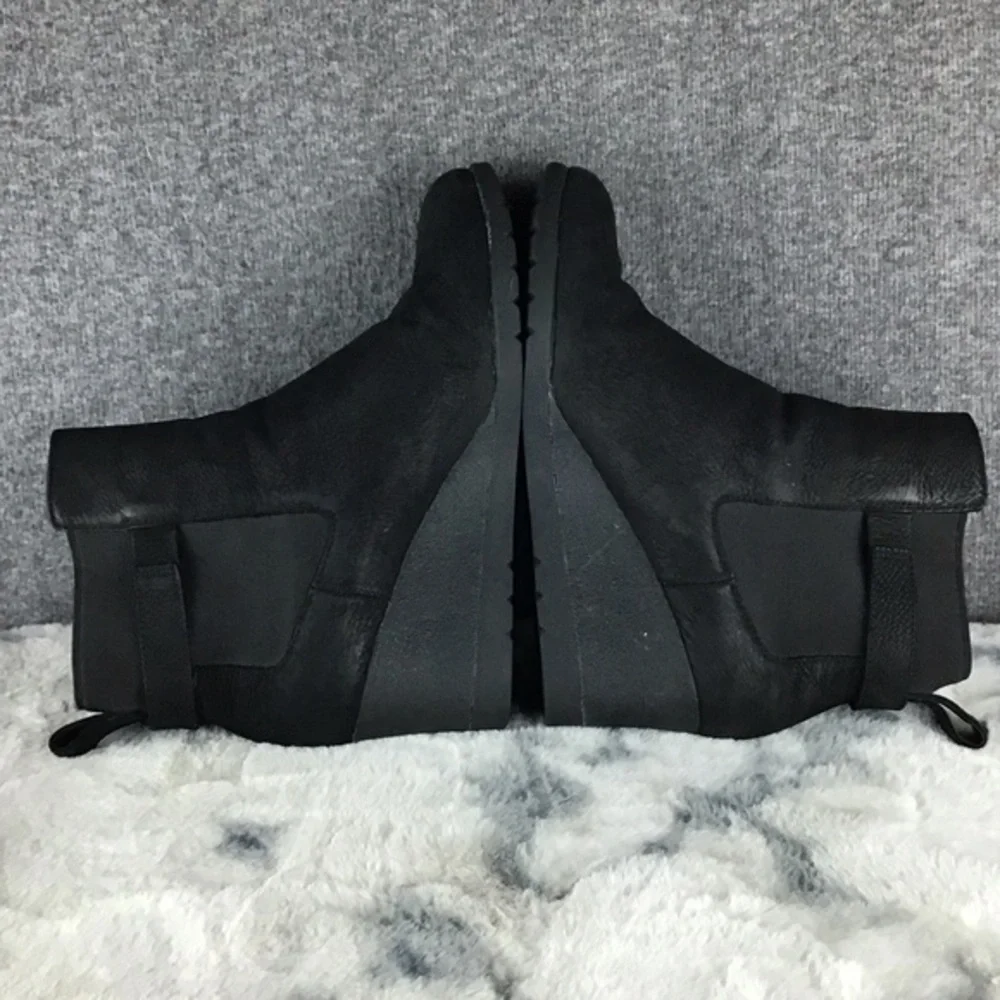 UGG chic black