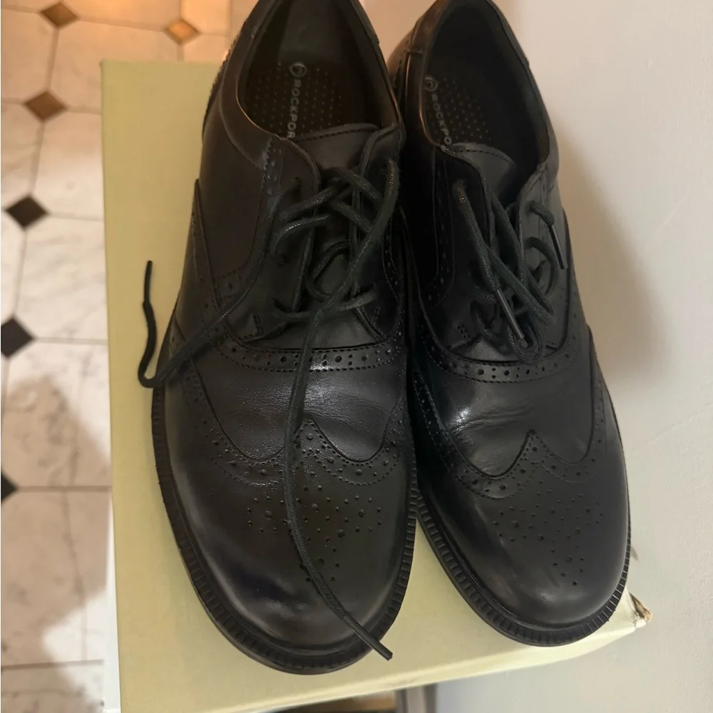 Rockport Black Leather Men's Oxfords