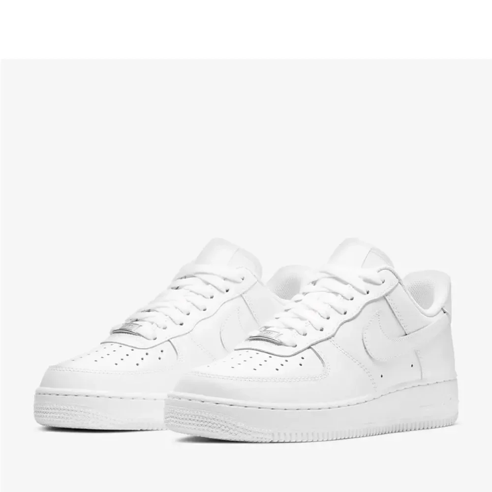 Nike Air Force 1 '07 unisex Brand New Men’s 6 Women’s size 8