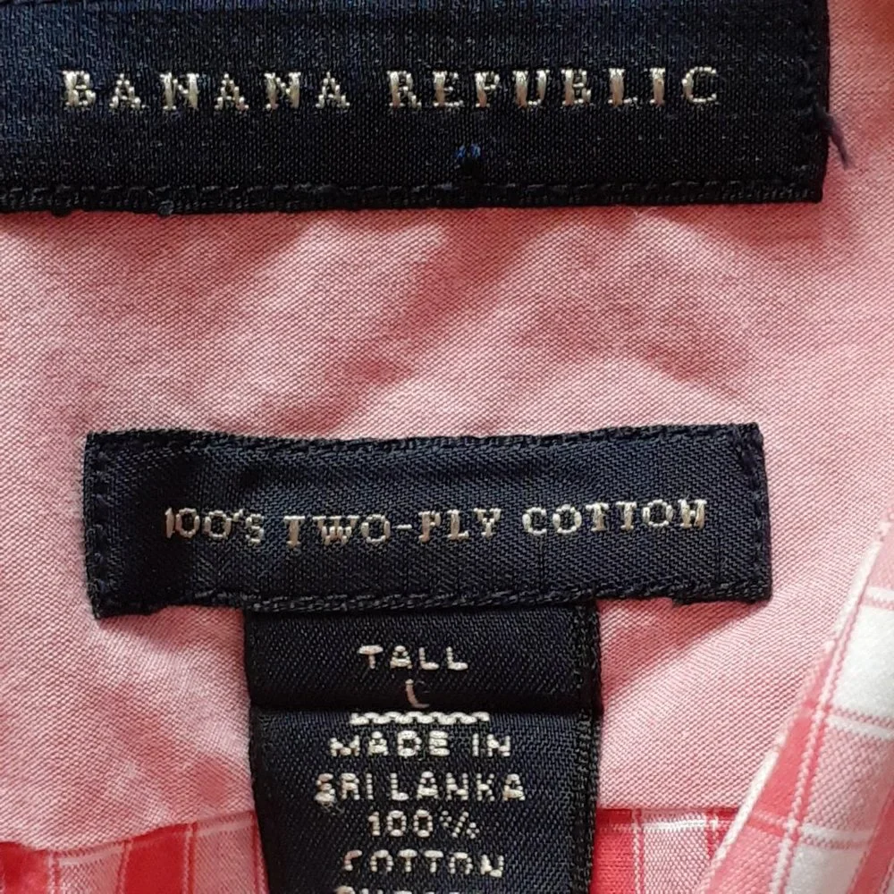 Banana Republic lying back