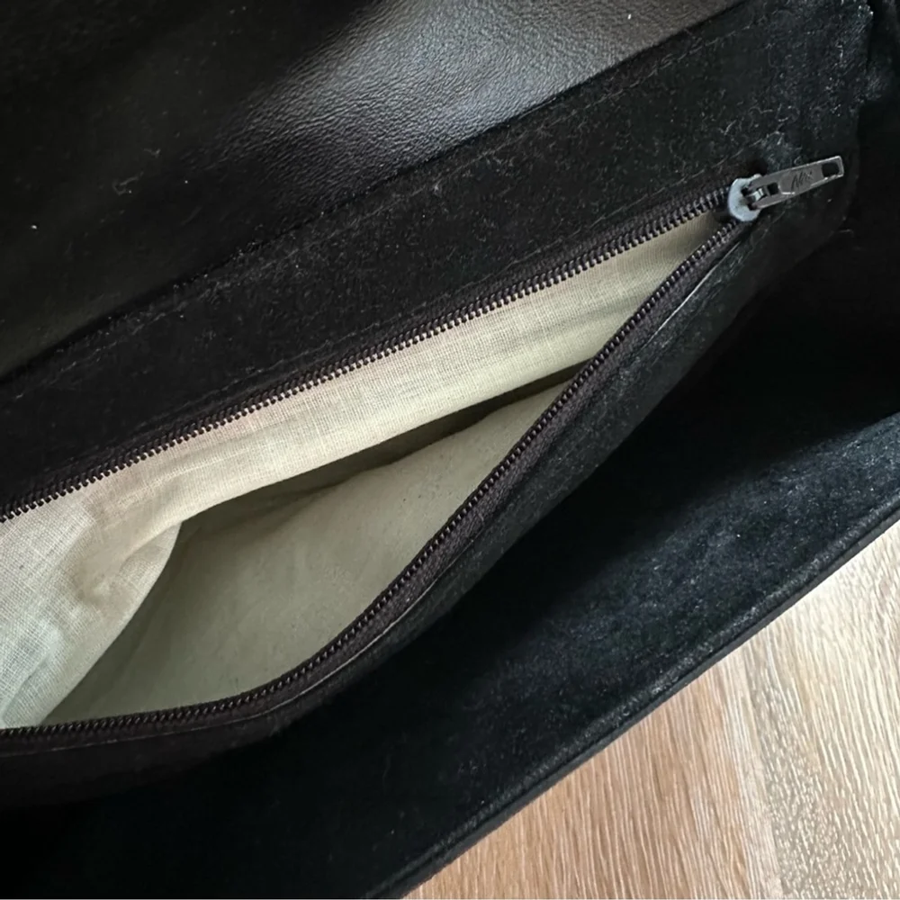 Vintage 80's Black Velvet Clutch Envelope Purse Faux Snake Skin Accent w/Strap