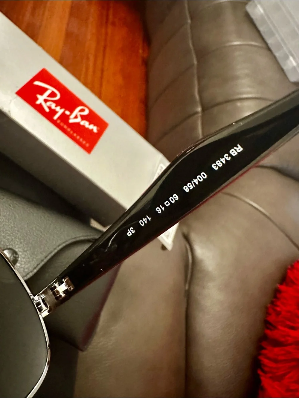 Ray-Ban new box