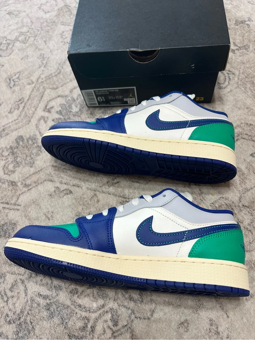 Nike new box