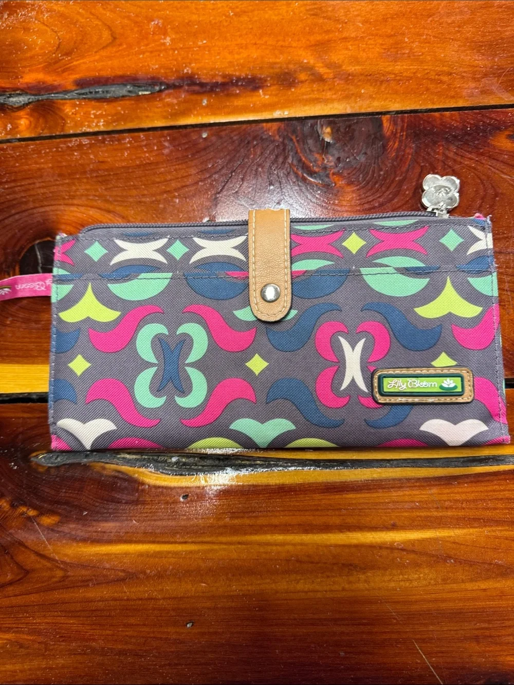 Lily Bloom slim cosmetic